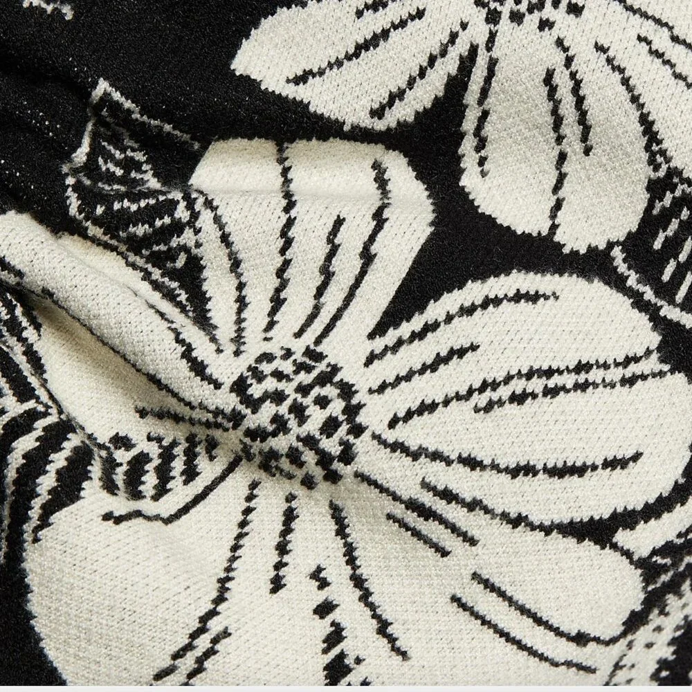 FARM RIO Black Macaw Elegance Knit Top - Picture 5 of 6